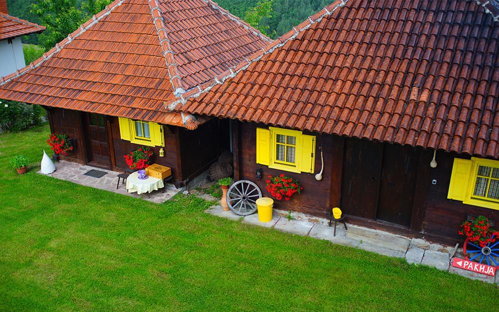 Etno Selo Rajski Konaci Leusici Экстерьер фото